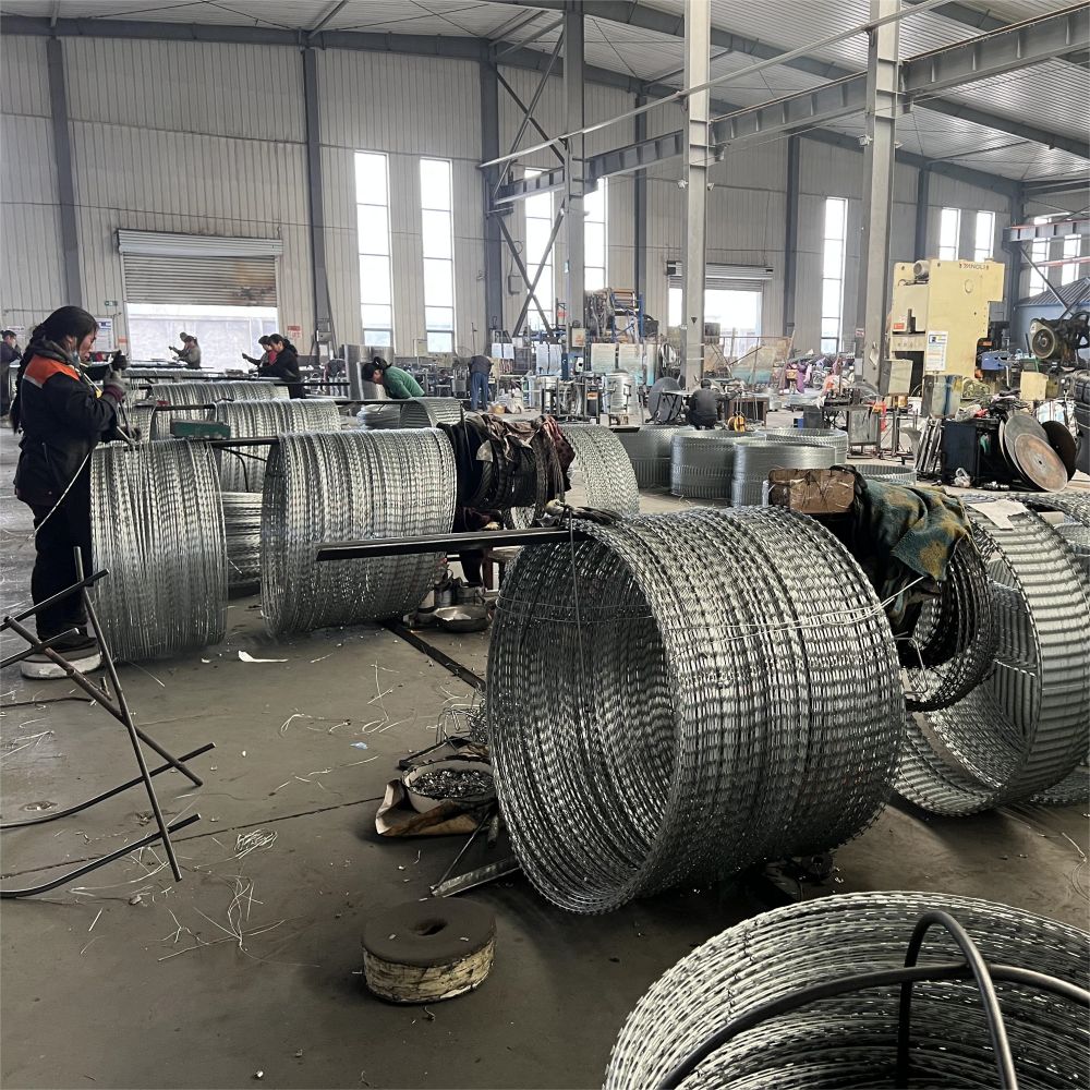 Read More About razor barbed wire mesh