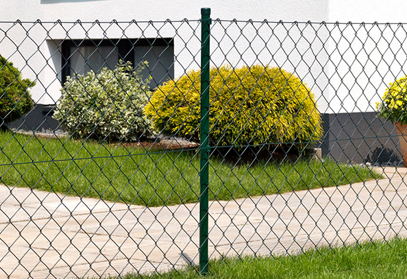 Read More About chain link fencing