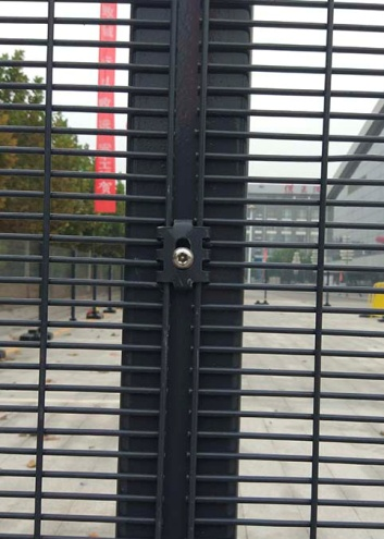 Read More About security fence