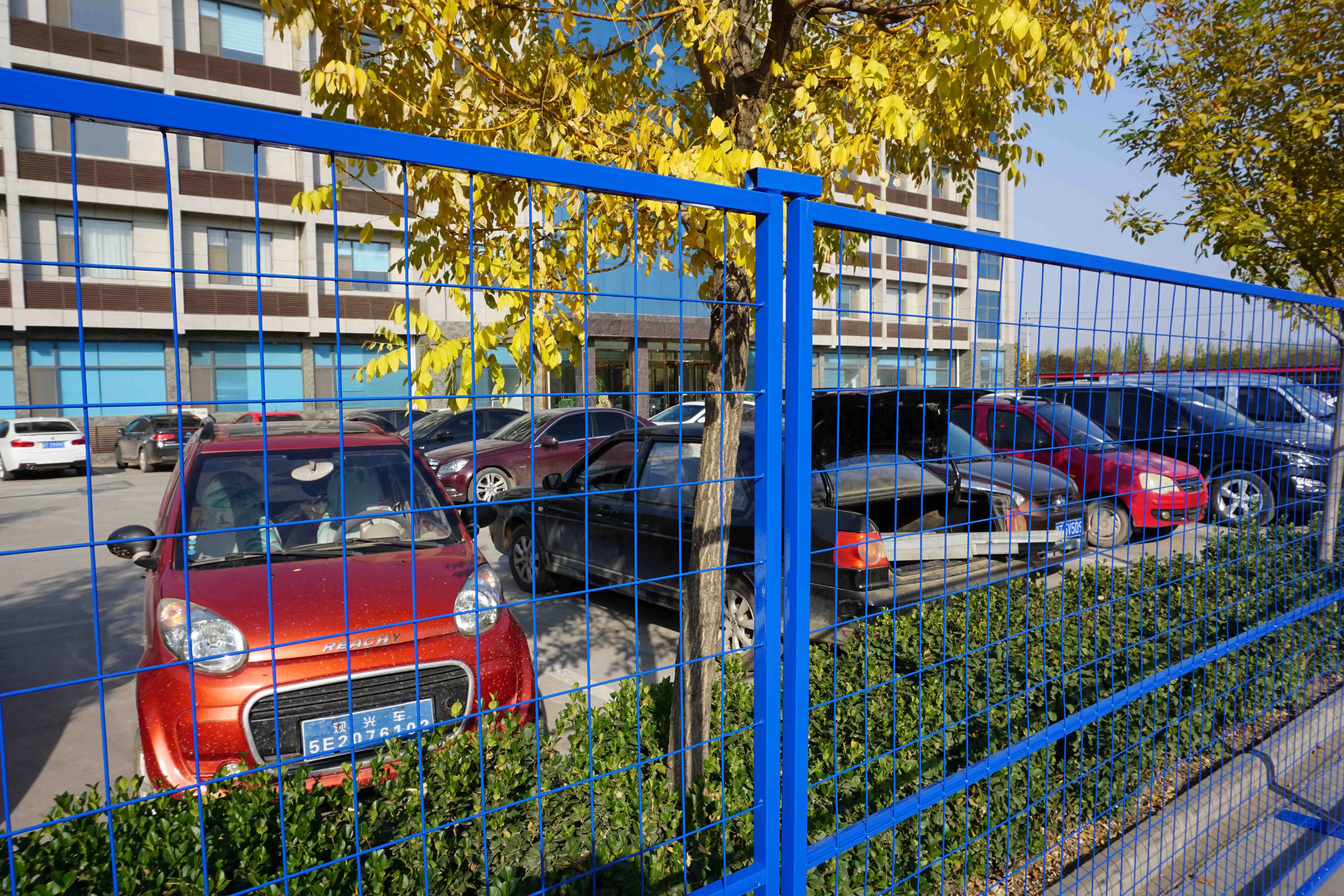 Read More About portable fence canada