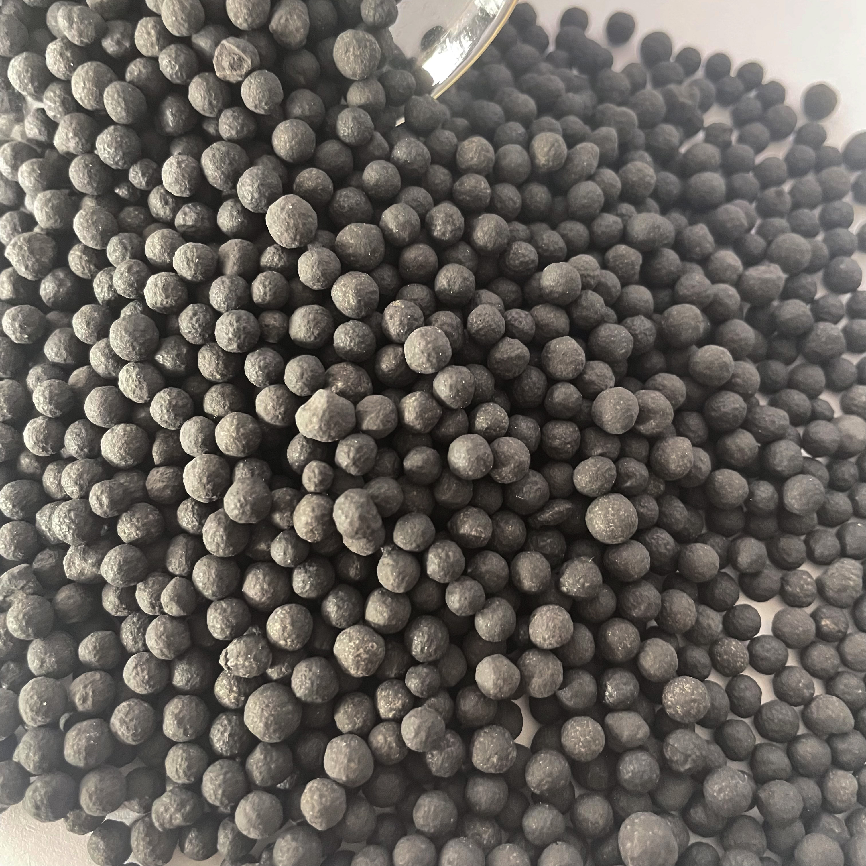 How Organic Fertilizer Impacts the Environment