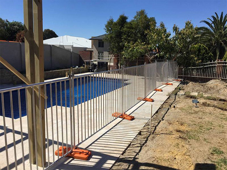 Pool Temporary Fencing