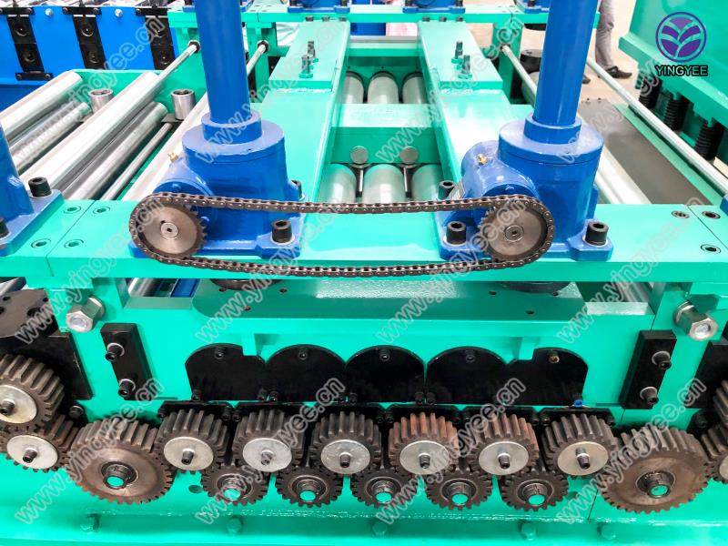 Straighten and cutting machine